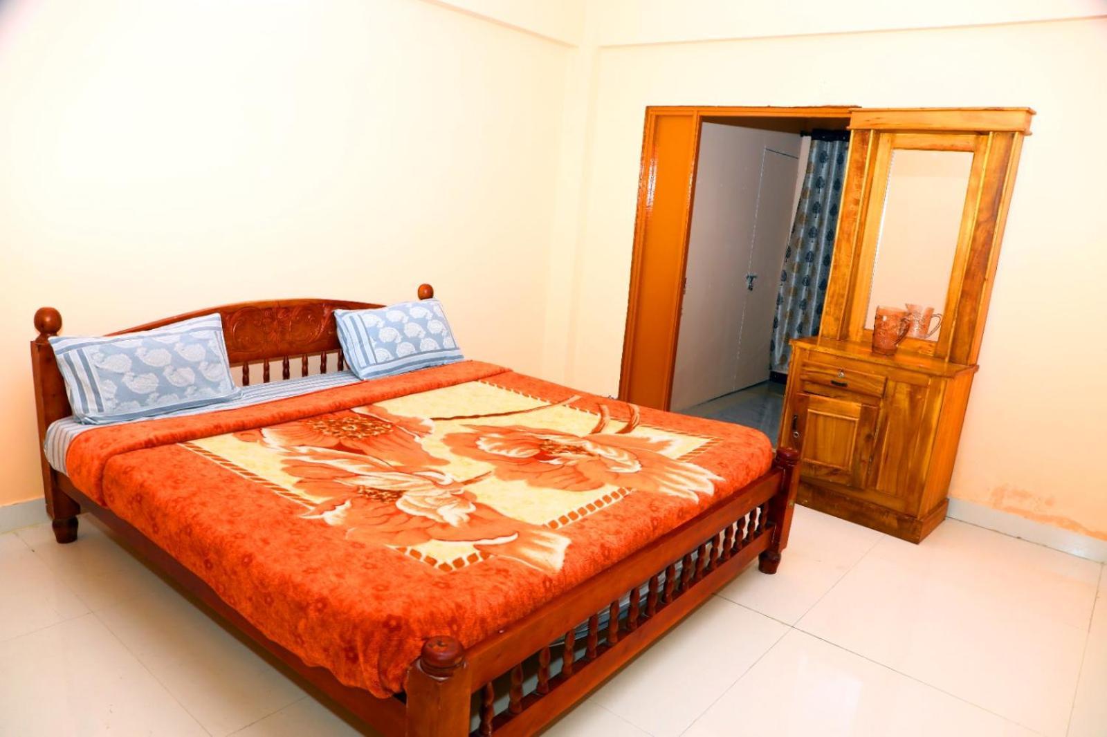 J J Homes Ooty Room photo