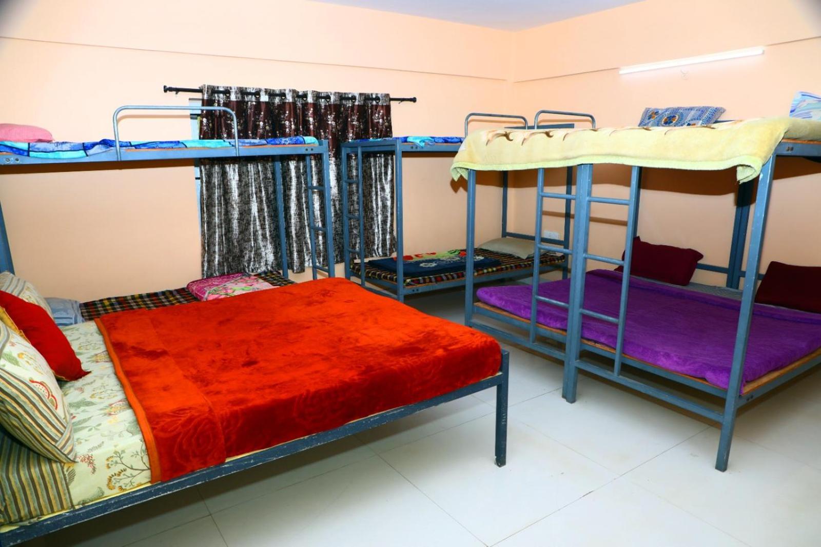 J J Homes Ooty Room photo