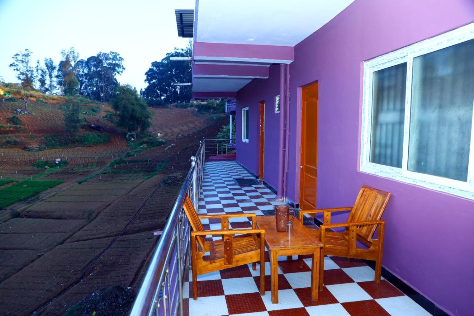 J J Homes Ooty Room photo