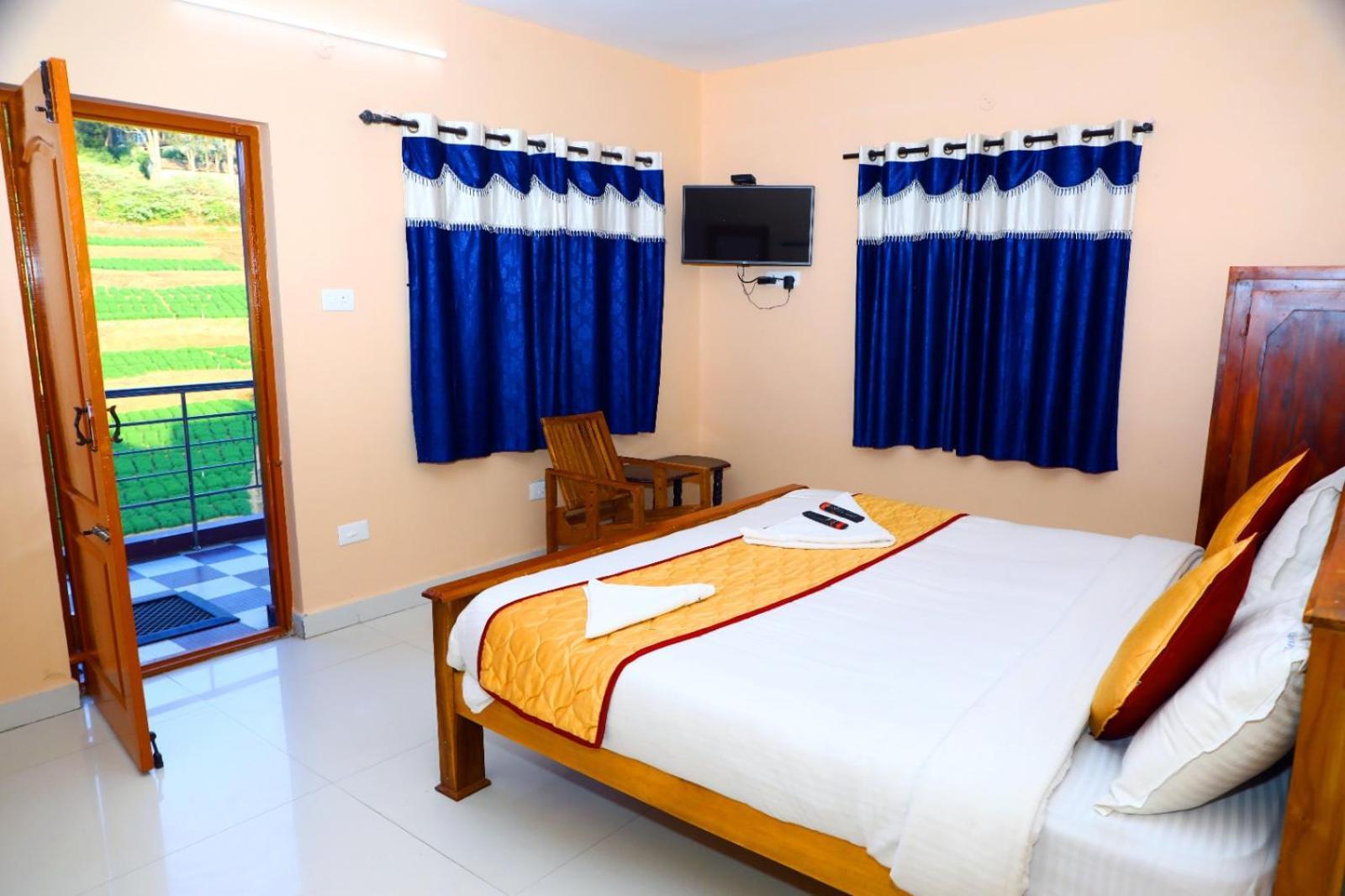 J J Homes Ooty Room photo